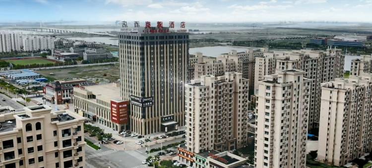 鹏朵岚枫酒店图片