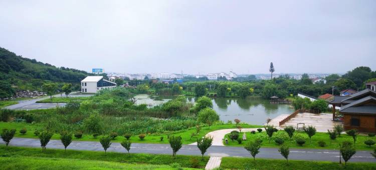句容市茅山景区山湖居民宿图片