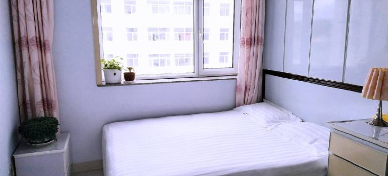 塞罕坝林场御道口牧场幸福来敲门家庭公寓(卧川路分店)图片