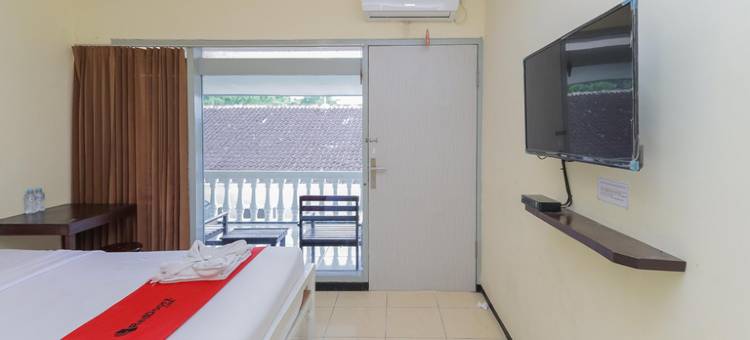 红门 @ CBR 住宅布林宾(RedDoorz at CBR Residence Blimbing)图片