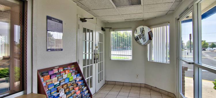 加利福尼亚萨克拉门托 - 南萨克拉门托及麋鹿林 6 号汽车旅馆(Motel 6 Sacramento, CA – South Sacramento & Elk Grove)图片