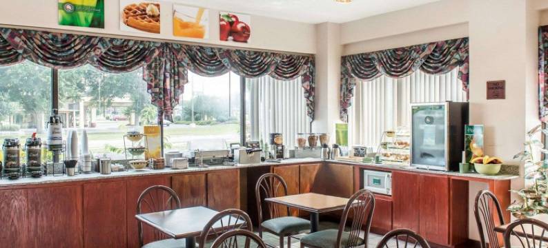 品质酒店马里安娜南部(Quality Inn Marianna South)图片