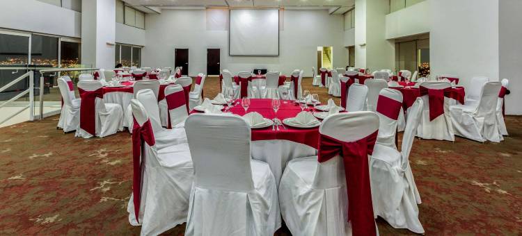 普埃布拉帕尔马斯安赫洛波利斯拉昆塔温德姆酒店(La Quinta by Wyndham Puebla Palmas Angelopolis)图片