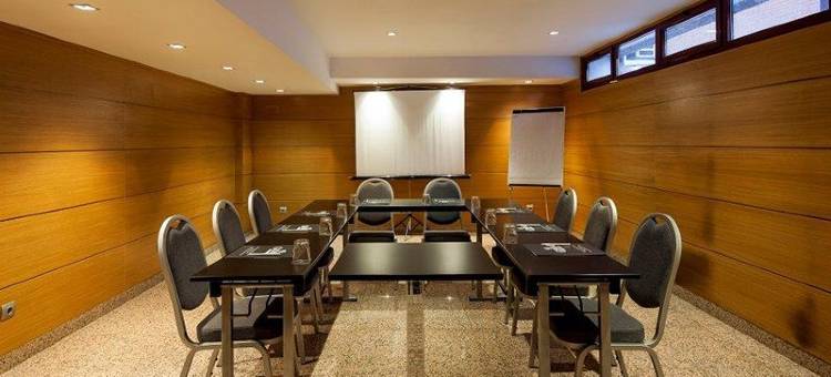 马德里富恩拉夫拉达民宿酒店(B&B HOTEL Madrid Fuenlabrada)图片