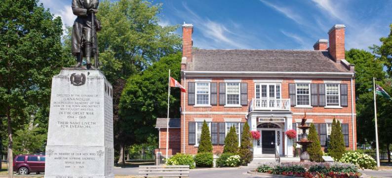 加纳诺克省旅馆华美达酒店(Ramada Provincial Inn 1000 Islands/Gananoque)图片