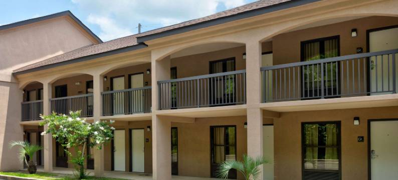 蒂伯维尔-拜洛希速8酒店(Super 8 by Wyndham Diberville Biloxi Area)图片