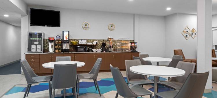 霍马麦客达套房酒店(Microtel Inn & Suites by Wyndham Houma)图片