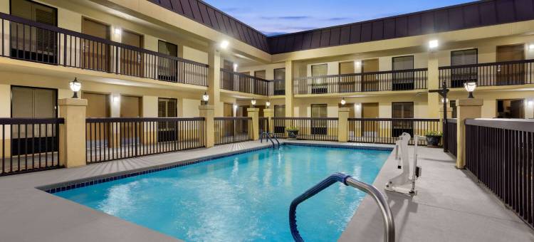 格里芬呗盟套房酒店(Baymont by Wyndham Griffin)图片