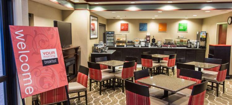 舒适套房酒店(Comfort Inn & Suites Jackson North)图片