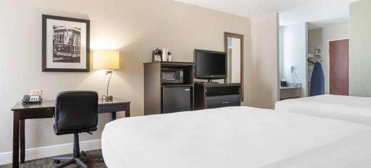 河湾贝斯特韦斯特酒店(Best Western Bayou Inn)图片