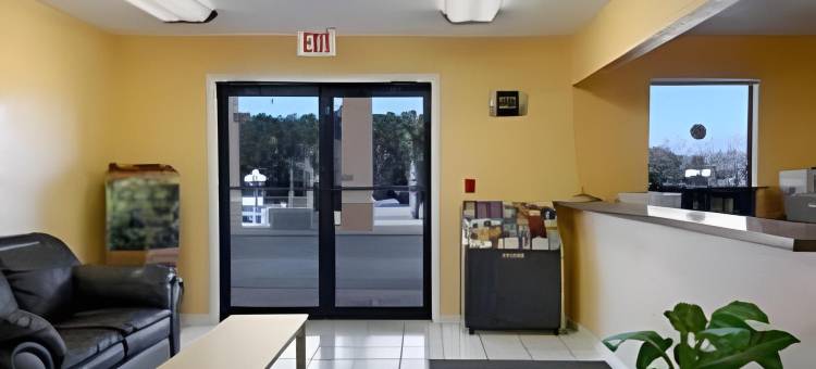 德芳尼阿克斯普林斯戴斯酒店(Days Inn by Wyndham DeFuniak Springs)图片