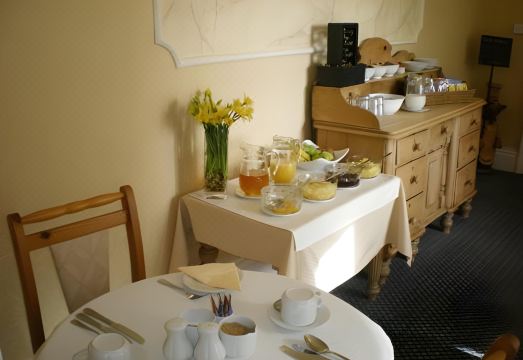 Lynton HouseHotel Overview