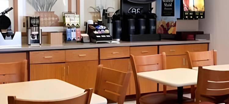 坎图万枫套房酒店(Fairfield Inn & Suites Canton)图片