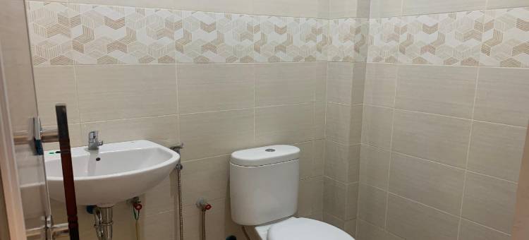 O 帕克达兰宿舍靠近现代庄园(Hotel O Kost Pak Dahlan Near Modern Estate)图片