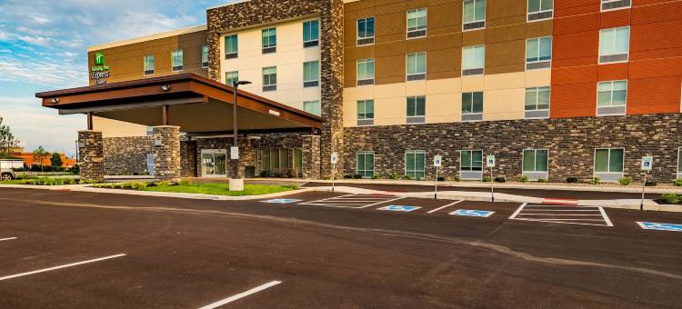 代顿东比弗克里克智选假日套房酒店(Holiday Inn Express & Suites Dayton East - Beavercreek)图片