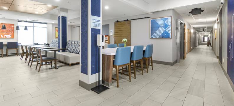 Holiday Inn Express 盐湖城南米德维勒(Holiday Inn Express SALT LAKE CITY SOUTH-MIDVALE by IHG)图片