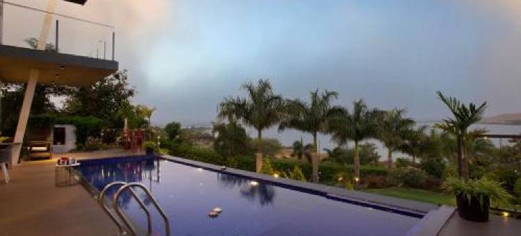 StayVista's Del Lago Farms - Lakeview Villa with Infinity Pool, Projector & Indoor-Outdoor Games图片