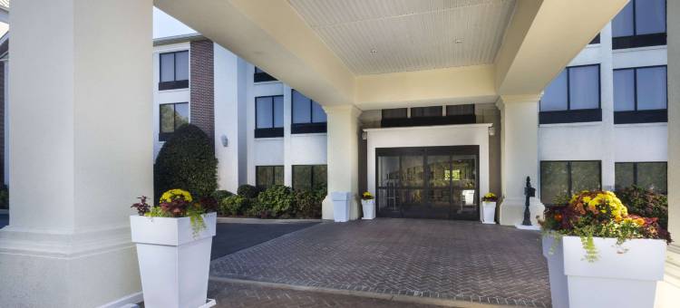 达洛尼加大学区舒适套房酒店(Comfort Inn & Suites Dahlonega University Area)图片