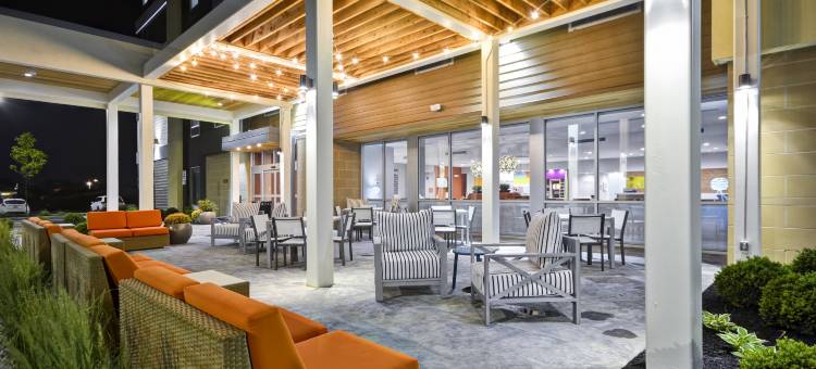 辛辛那提布鲁艾施希尔顿惠庭套房酒店(Home2 Suites by Hilton Blue Ash Cincinnati)图片