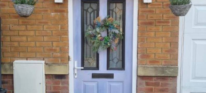 民宿短租(Sea Escape the Tardiis Beachfront Location Aberavon Beach Sea Views Driveway Parking)图片