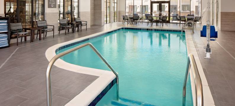 朗康科马Homewood Suites by Hilton(Homewood Suites by Hilton Ronkonkoma)图片