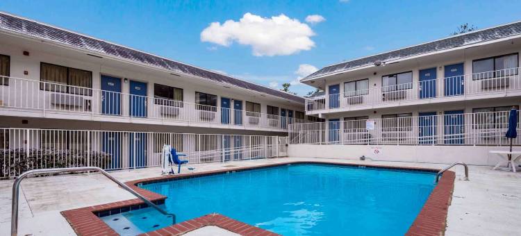 阿拉巴马贝瑟默 - 伯明翰 6 号汽车旅馆(Motel 6 Bessemer, Al - Birmingham)图片