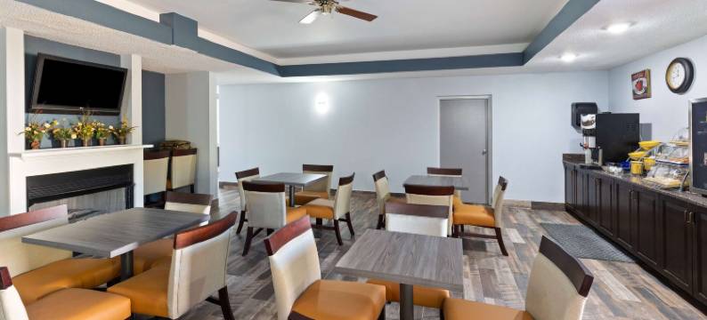 Baymont by Wyndham Creedmoor图片