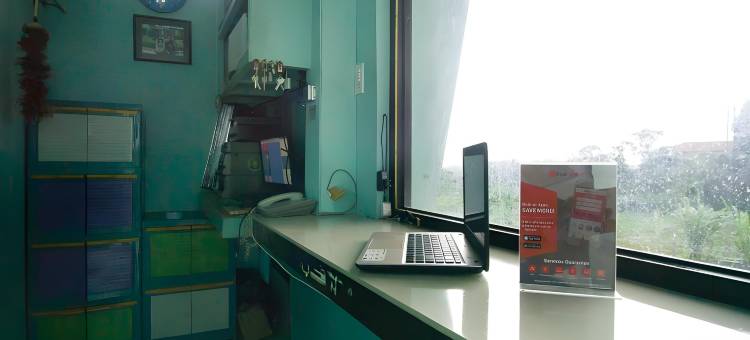 红门附近的米基假日富兰贝拉斯塔吉(RedDoorz Near Mikie Holiday Funland Berastagi)图片