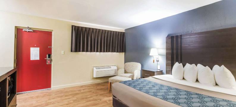 肖尼伊克诺套房I-35号旅馆(Econo Lodge Inn & Suites I-35 at Shawnee Mission)图片