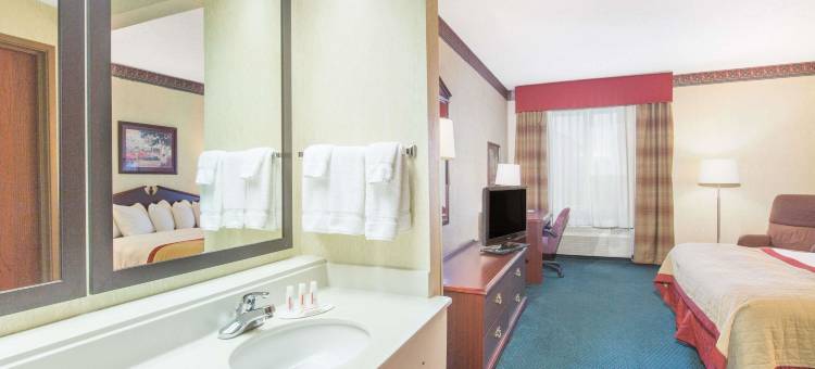 琼斯伯勒呗盟套房酒店(Baymont by Wyndham Jonesboro)图片