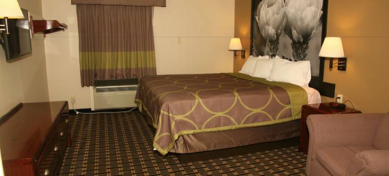 泰勒速8酒店(Super 8 by Wyndham Tyler TX)图片