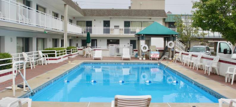 退潮套房(Ebb Tide Suites)图片