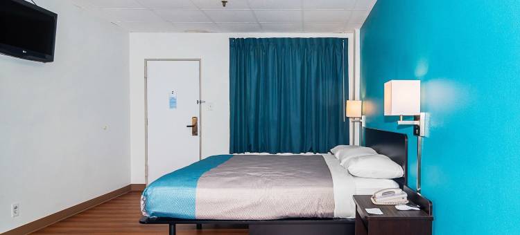 纽约埃姆斯福尔德白原 6 号汽车旅馆(Motel 6 Elmsford, NY - White Plains)图片