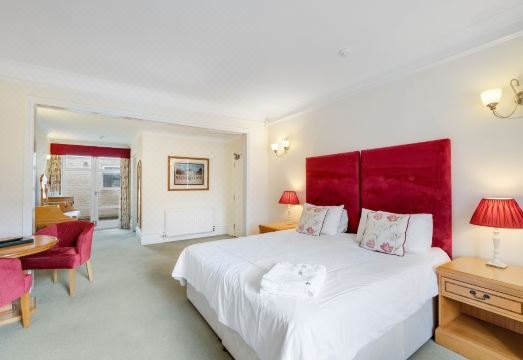 Charles House - Windsor Castle Hotel Overview