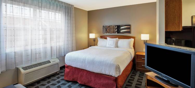 底特律利沃尼万豪TownePlace酒店(TownePlace Suites Detroit Livonia)图片