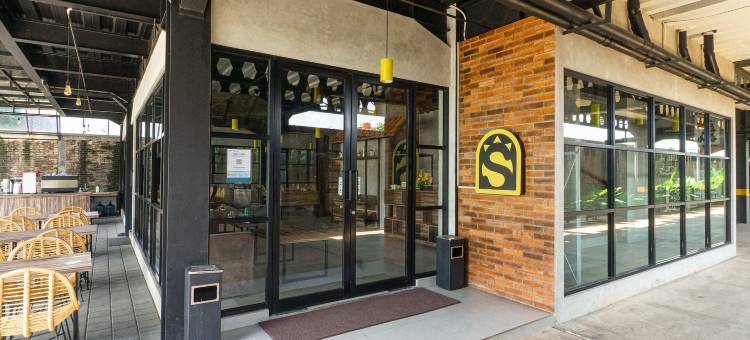 Summerville酒店和咖啡厅(Summerville Hotel & Coffee Shop)图片