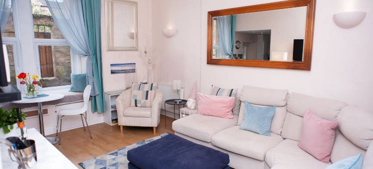 蜜蜂的独栋公寓(Bees Townhouse- Cupar)图片