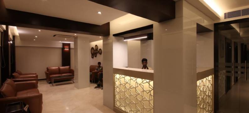 卡纳假日酒店(Khanna Fiesta)图片