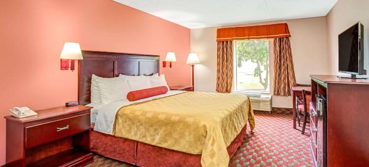 默夫里斯伯勒温德姆华美达酒店(Ramada by Wyndham Murfreesboro)图片