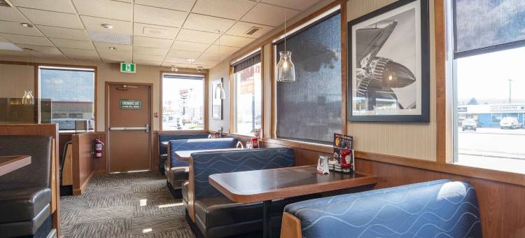 克兰布鲁克桑德曼酒店(Sandman Hotel Cranbrook)图片