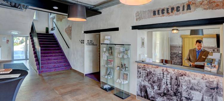 古拉卡尔瓦里亚科沙里ARCHE酒店(Arche Koszary Góra Kalwaria)图片