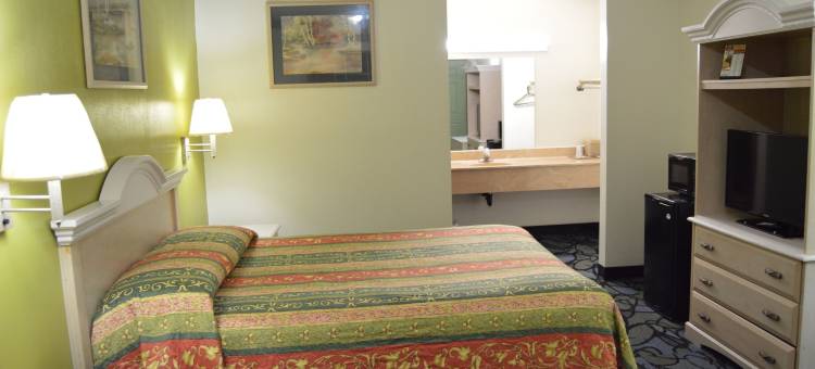 凯霍加福尔斯经济型汽车旅馆(Economy Inn Cuyahoga Falls)图片