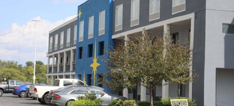 布利斯波因特旅馆西北印第安纳波利斯(BlissPoint Inn Northwest Indianapolis)图片