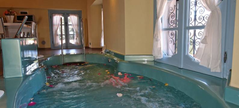 维切雷宫(Palazzo Del Vicerè)图片