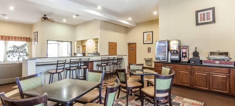 朴茨茅斯品质套房酒店(Quality Inn & Suites)图片