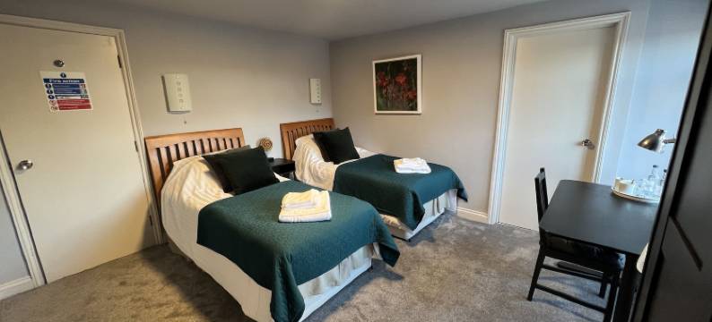 六铃酒店(The Six Bells)图片