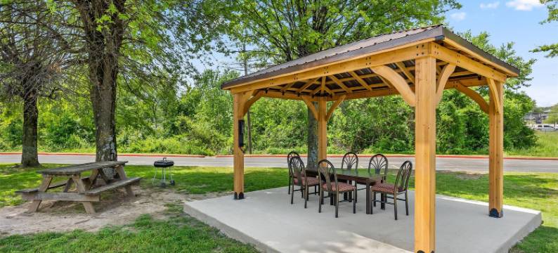 哈里森速8酒店(Super 8 by Wyndham Harrison AR)图片