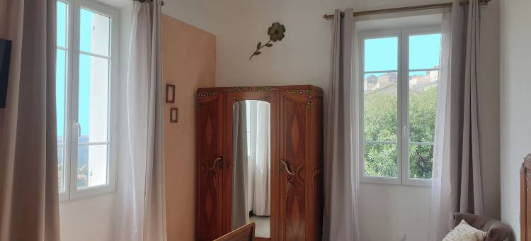 小房子(Chambres d'hôte A Caserella, Maison de Village rénovée Avec Vue Sur Mer)图片