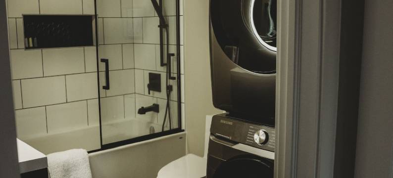 河滨套房公寓(Riverside Suites)图片