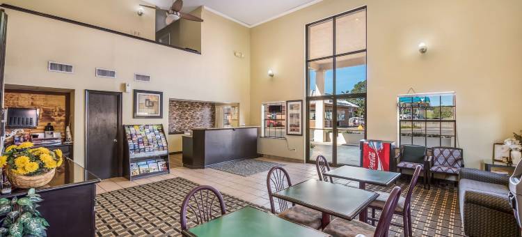 阿卡德尔菲亚美洲最佳价值套房酒店(Americas Best Value Inn Arkadelphia)图片